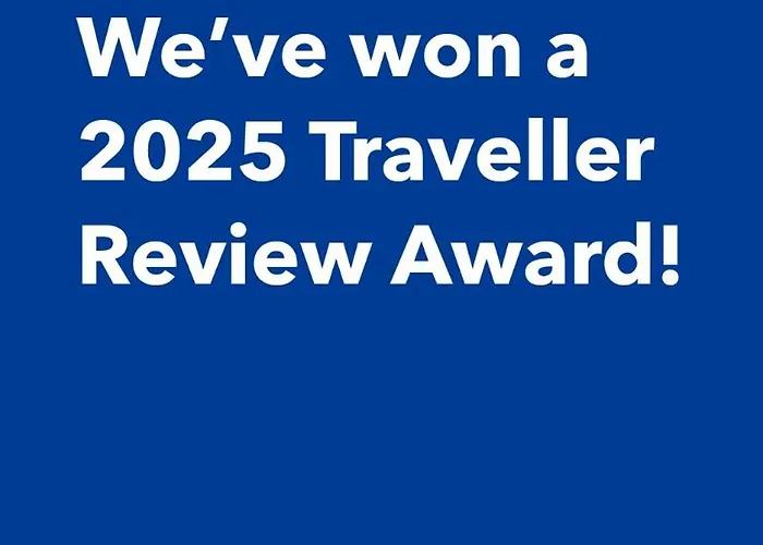 Damanda Mare Camping