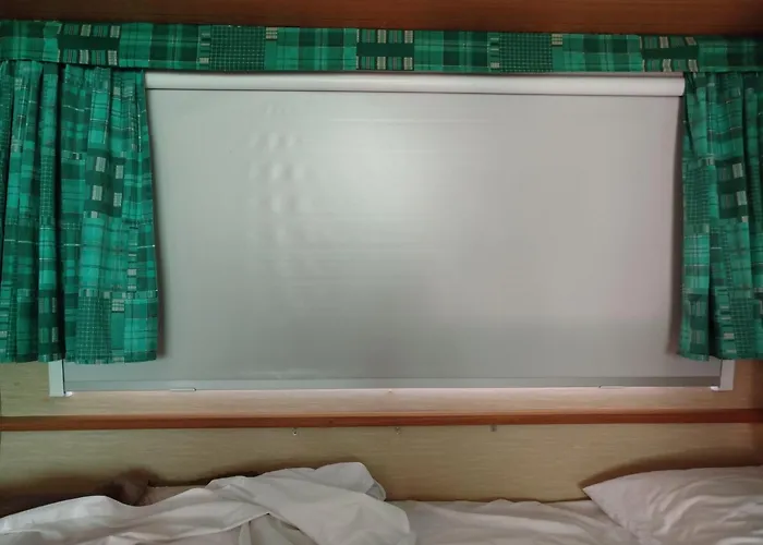 Damanda Mare Camping